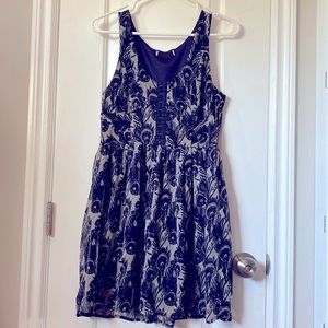 Women’s Dress, Size Small. Sleeveless, peacock feathers